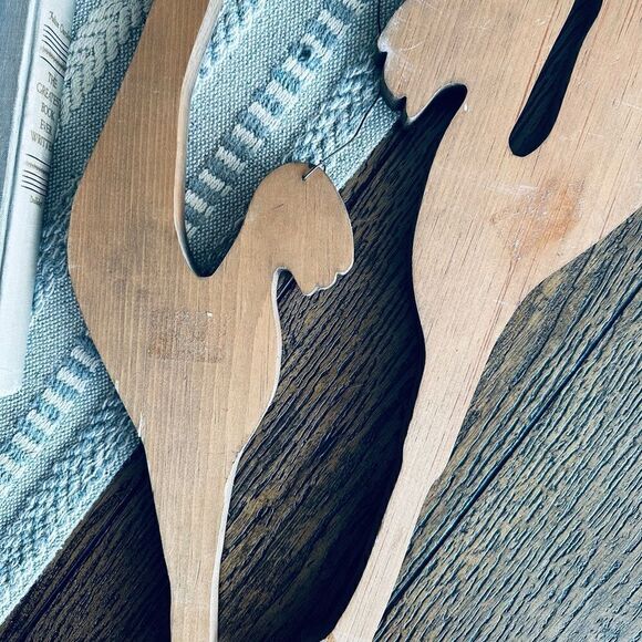 Vintage Primitive Rustic Farmhouse Hanging Wooden Oversized Chickens - Picture 8 of 9